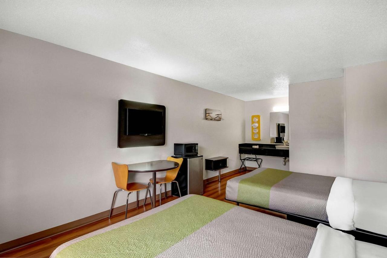 Motel 6-Charles Town, WV Extérieur photo